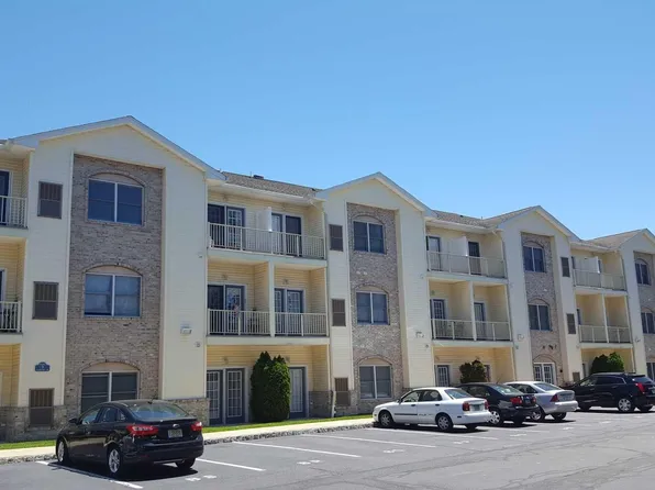 520 Victor St Unit 37, Saddle Brook, NJ 07663