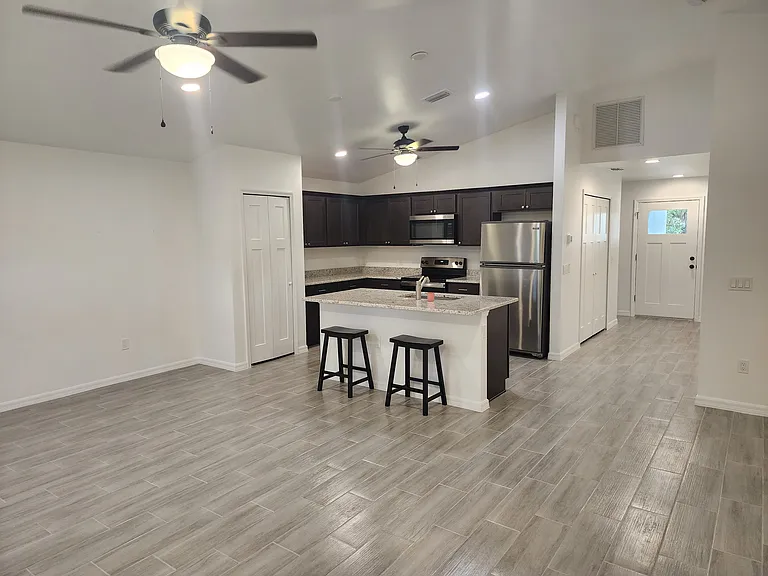2434 Luther Rd #B — Photo 3