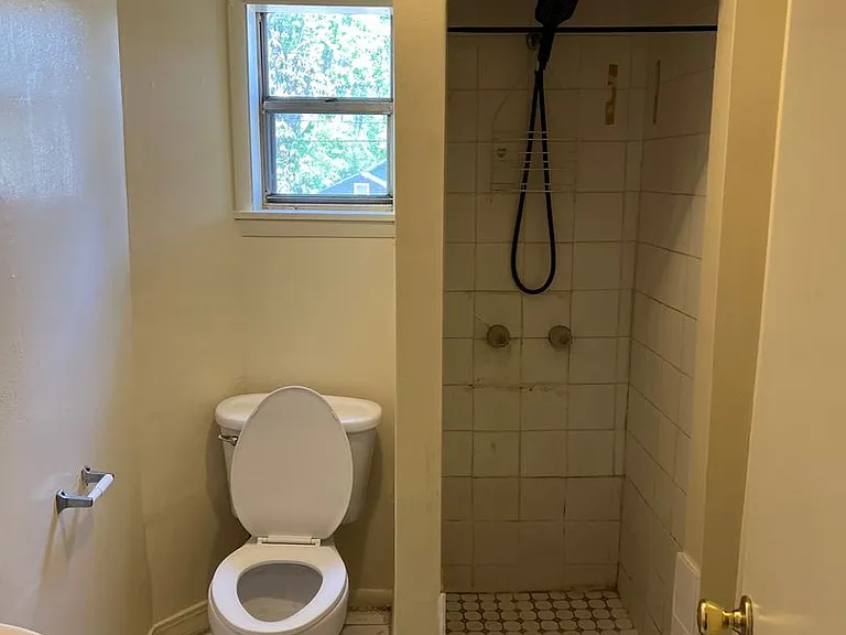 1801 Goodyear Ave — Photo 7