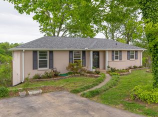 2162 Brookview Dr, Nashville, TN 37214