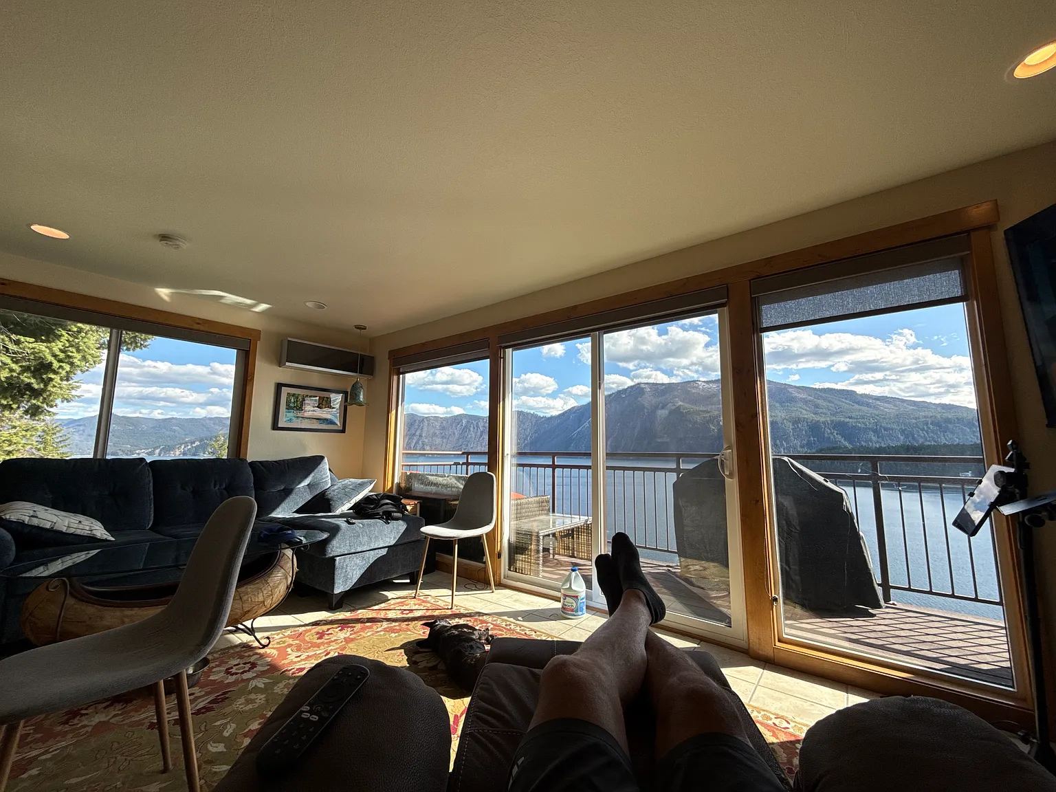1 bed, 824 sqft, $1,500 — Photo 2