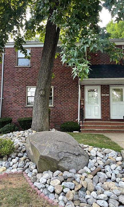 1st image of 1267 Anderson Ave APT 1