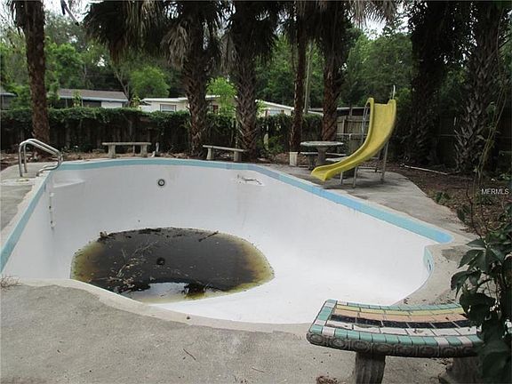 5th image of 4129 Caywood Cir