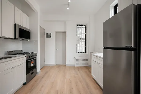 Rented by Canvas Property Group | media 3