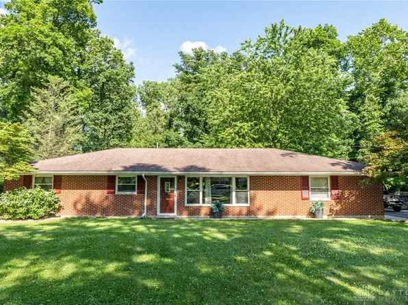 120 Woodland Dr, Eaton, OH 45320