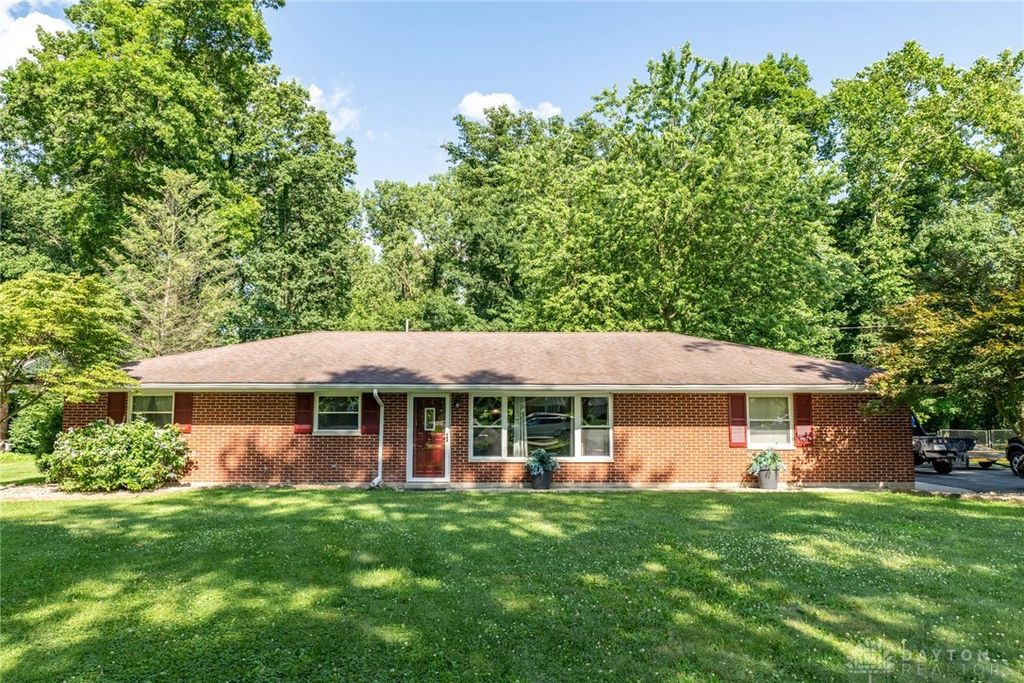 Real estate listing image