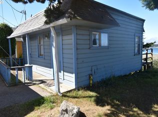 834 S Empire Blvd, Coos Bay, OR