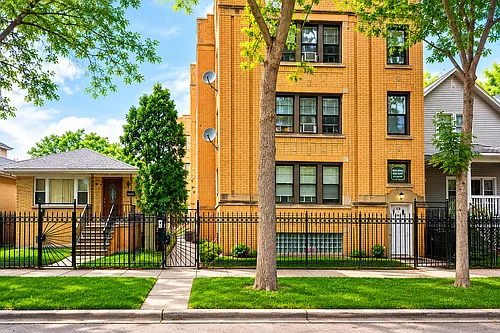 3561 W Cortland St #3RE Photo 1