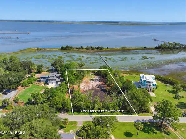 29 Coosaw River Drive, Beaufort, SC 29907