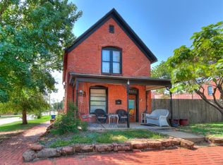 223 S 1st St, Guthrie, OK 73044