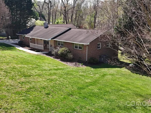 2360 Kings Grant Rd, Lincolnton, NC 28092