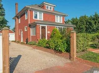 396 Hamilton Ave, Riverhead, NY 11901