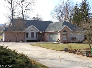 6676 Congressional Ter, Fayetteville, PA 17222