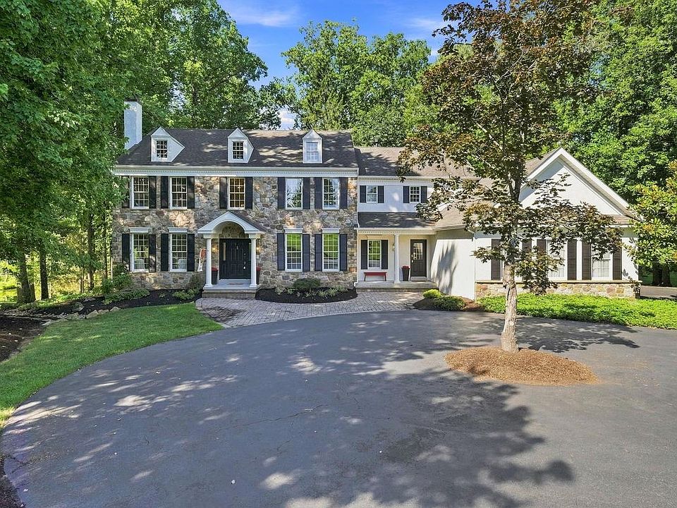 1st image of 48 Woodside Ln