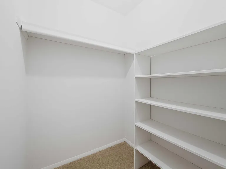 Foxridge Apartment Homes — Photo 129
