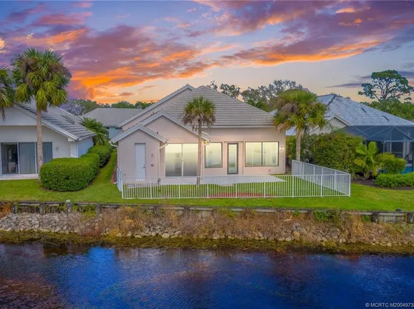 1414 Breton Ln, Port Saint Lucie, FL 34952