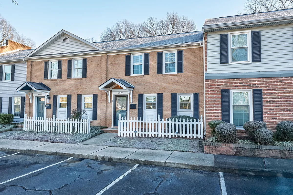 Building Photo - 8418 Knights Bridge Rd