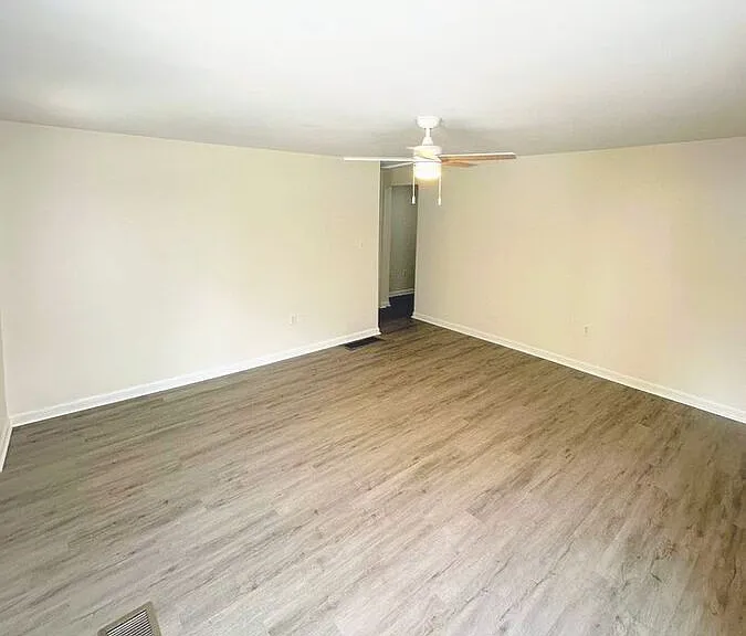 456 Delmar St #2 — Photo 6