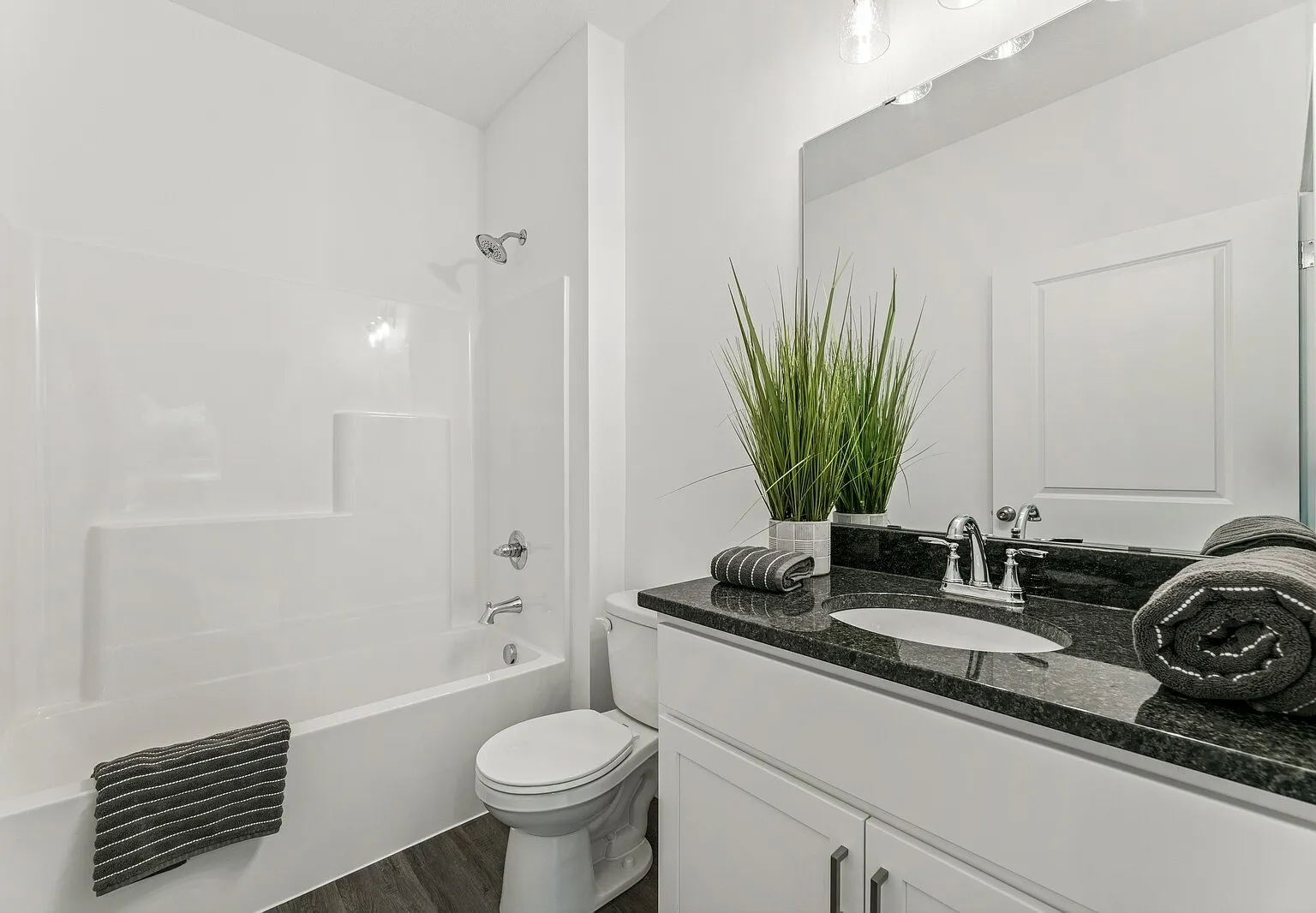 3 bed, 1485 sqft, $2,395 — Photo 4