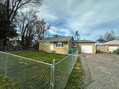 1616 Dayton St Photo 1
