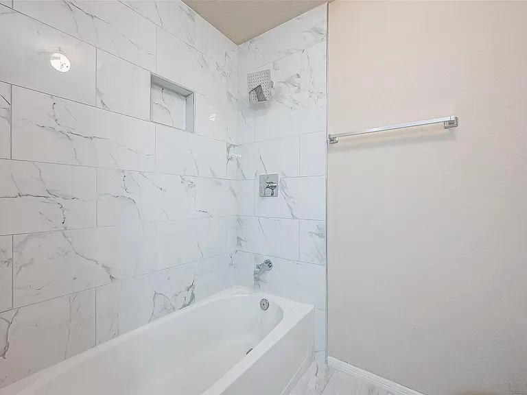 11408 Morning Brook Dr — Photo 37