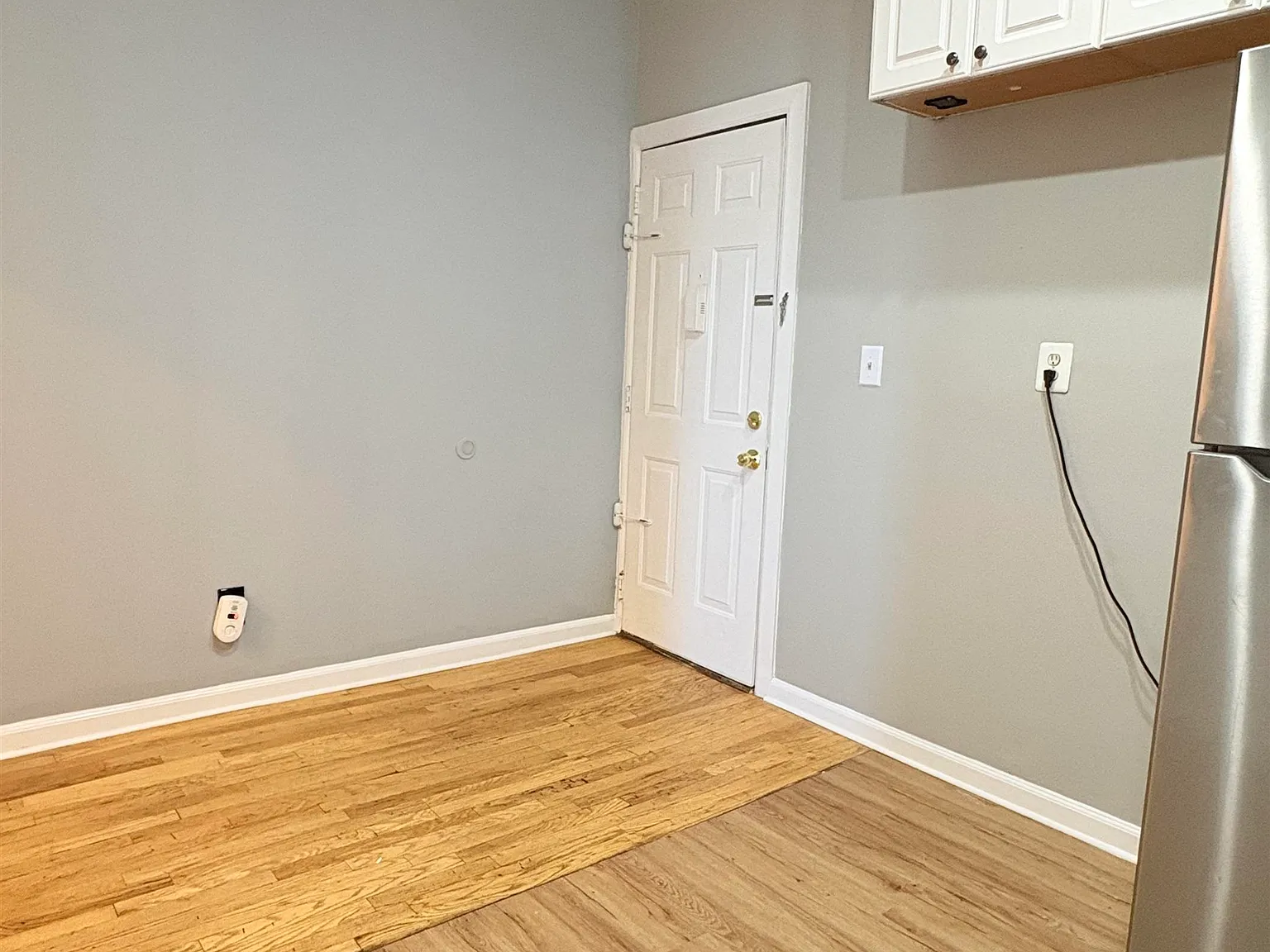 1 bed, 1.0 bath, 480 sqft, $1,800 — Photo 2