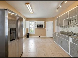 99-101 Brown Ave #2, Holyoke, MA 01040