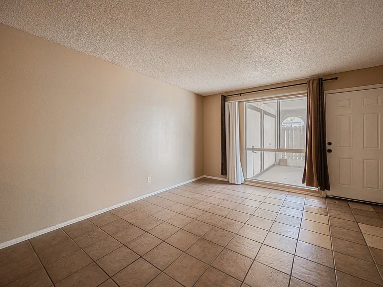 720 S Dobson Rd #10 — Photo 11
