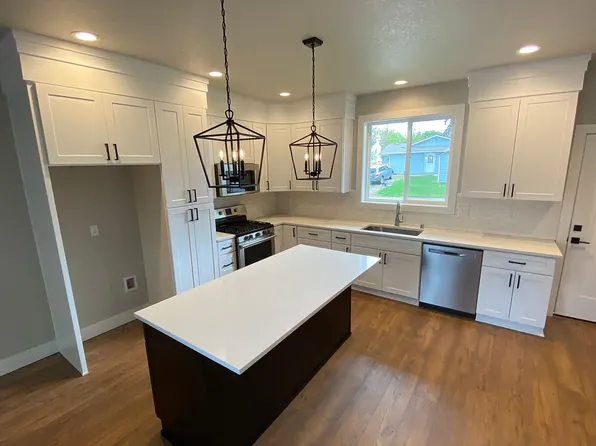 1508 E 32nd St, Vancouver, WA 98663