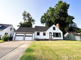 33751 Linden Dr, Solon, OH 44139