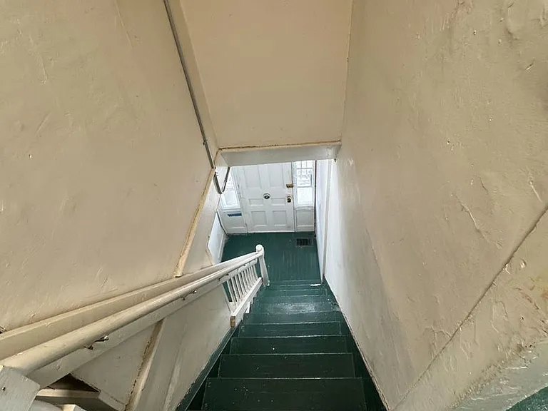 16 Glidden St. — Photo 5