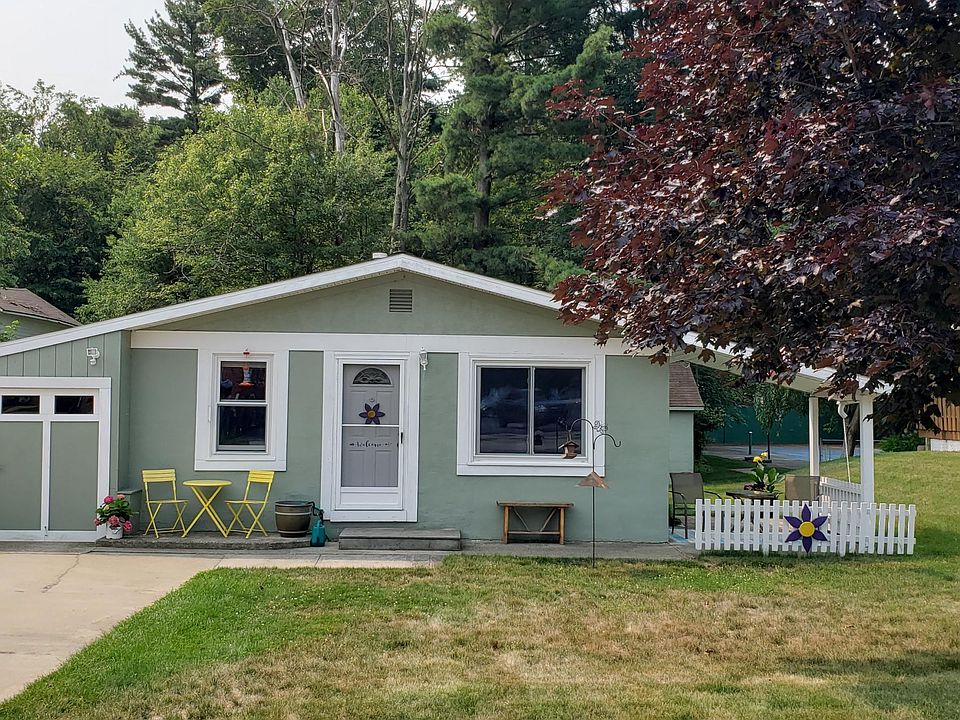 17652 Robbins Rd, Grand Haven, MI 49417 Zillow