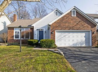 5502 Bullfinch Dr, Westerville, OH 43081