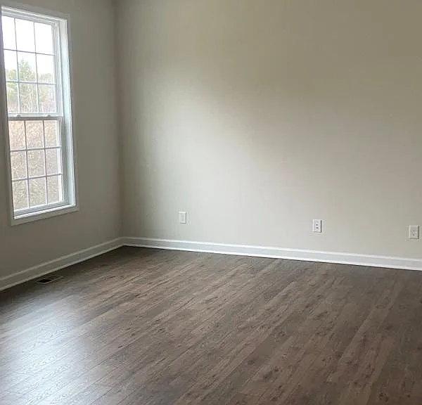 395 Hamilton Ave NW — Photo 5