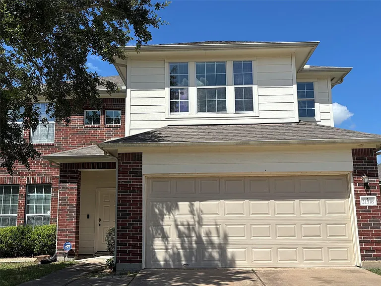 21518 Haylee Way — Photo 2