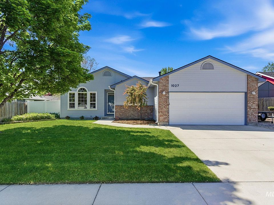 1st image of 1027 W Bird Ave