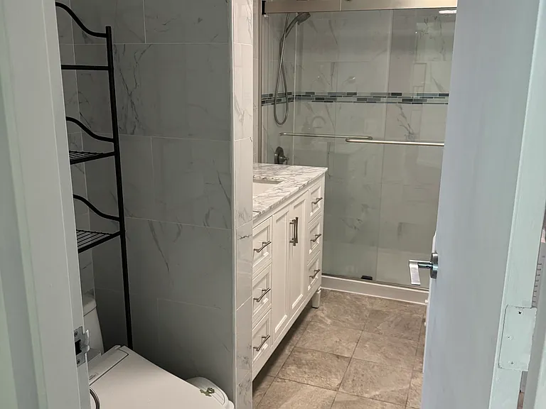 25 Forest St #8E — Photo 3