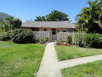 1st image of 4255 Island Cir #3