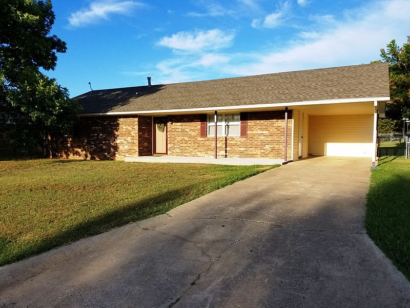 1st image of 1712 Sherry Ln