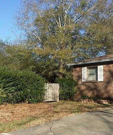 5th image of 10240 Sugar Creek Dr