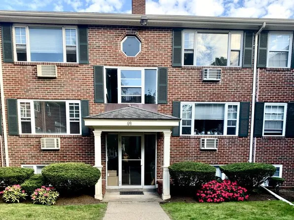 69 Grove St, Arlington, MA