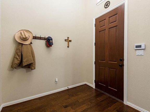 5th image of 605 Garner Park Dr