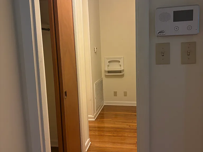 108 Clarkson St — Photo 8