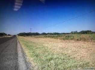 13555 N State Hwy 16, Poteet, TX 78065