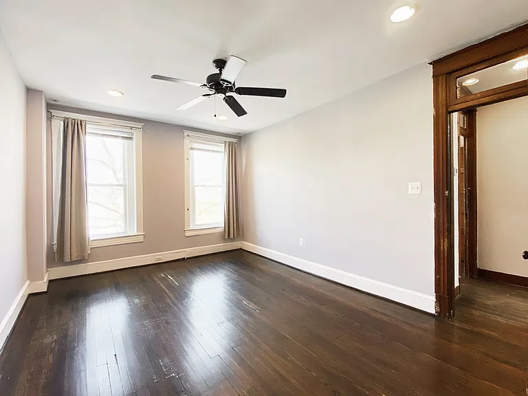 2519 N Capitol St NE — Photo 28