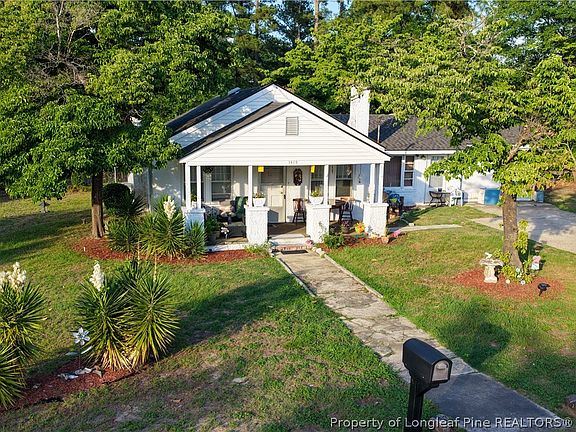 3rd image of 3409 Davis St