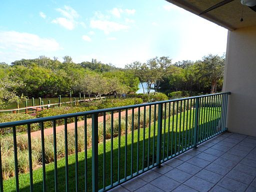 4th image of 1695 Pinellas Bayway S APT B2