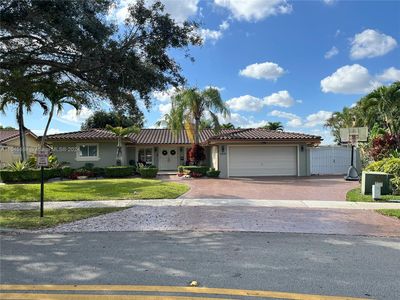 (Undisclosed Address), Miami Lakes, FL, 33014