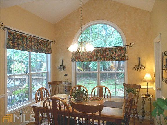 4th image of 2757 Brook Forest Dr