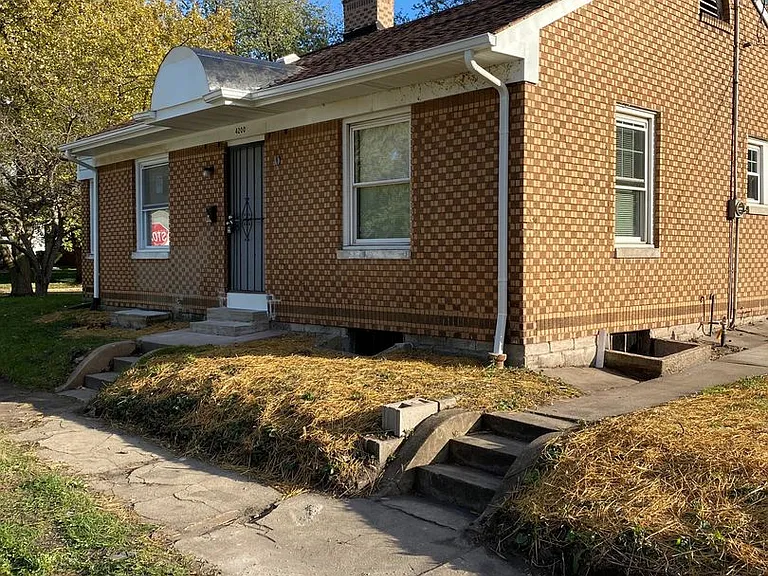 4200 Van Buren St — Photo 3